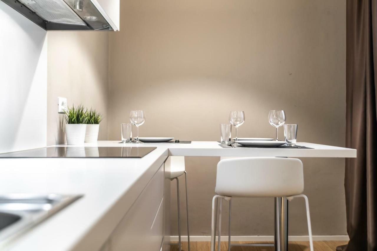 Rialto Canal View Deluxe R&R Apartment เวนิส ภายนอก รูปภาพ