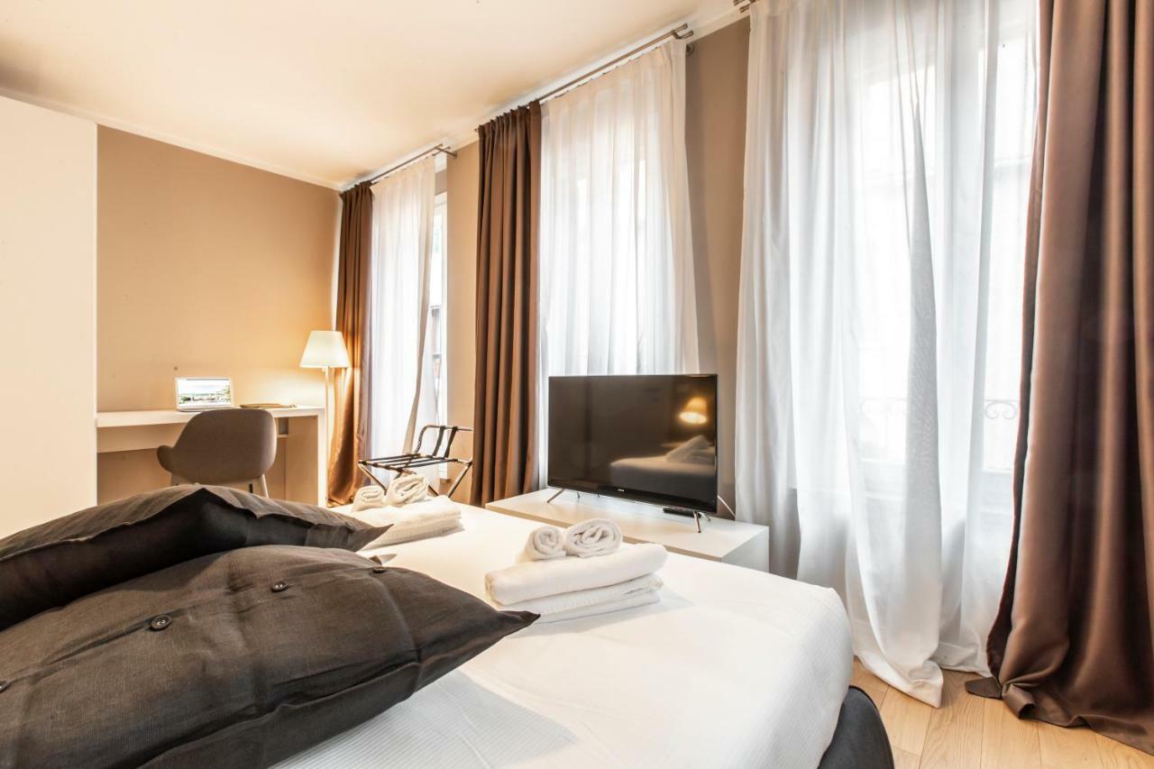 Rialto Canal View Deluxe R&R Apartment เวนิส ภายนอก รูปภาพ
