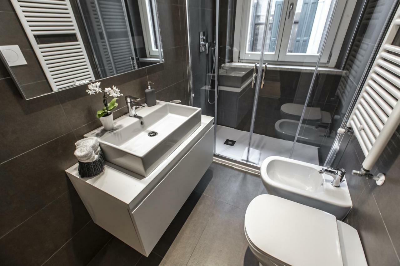 Rialto Canal View Deluxe R&R Apartment เวนิส ภายนอก รูปภาพ