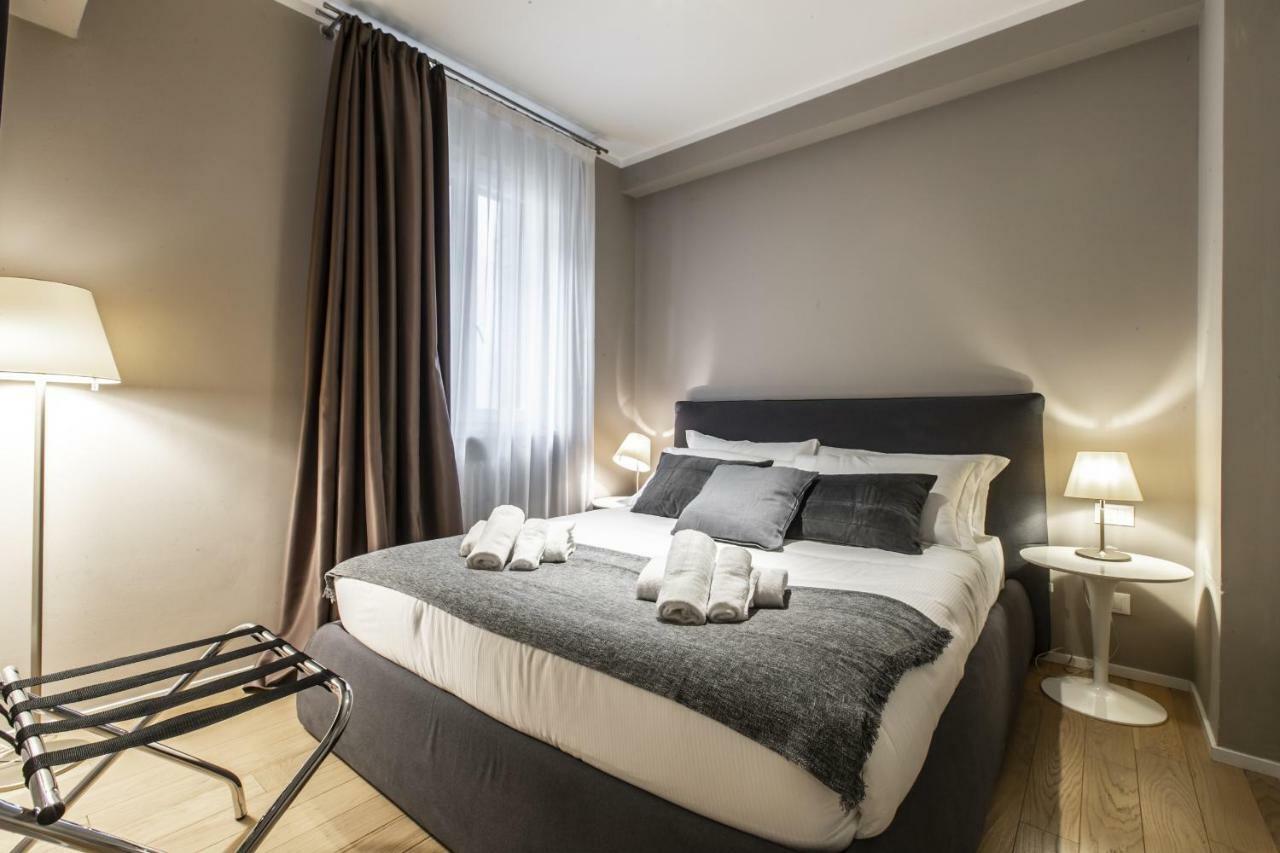 Rialto Canal View Deluxe R&R Apartment เวนิส ภายนอก รูปภาพ
