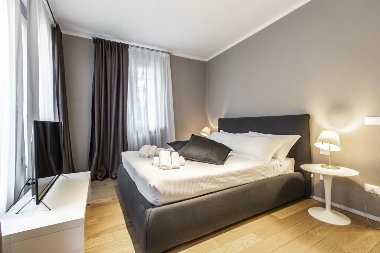 Rialto Canal View Deluxe R&R Apartment เวนิส ภายนอก รูปภาพ